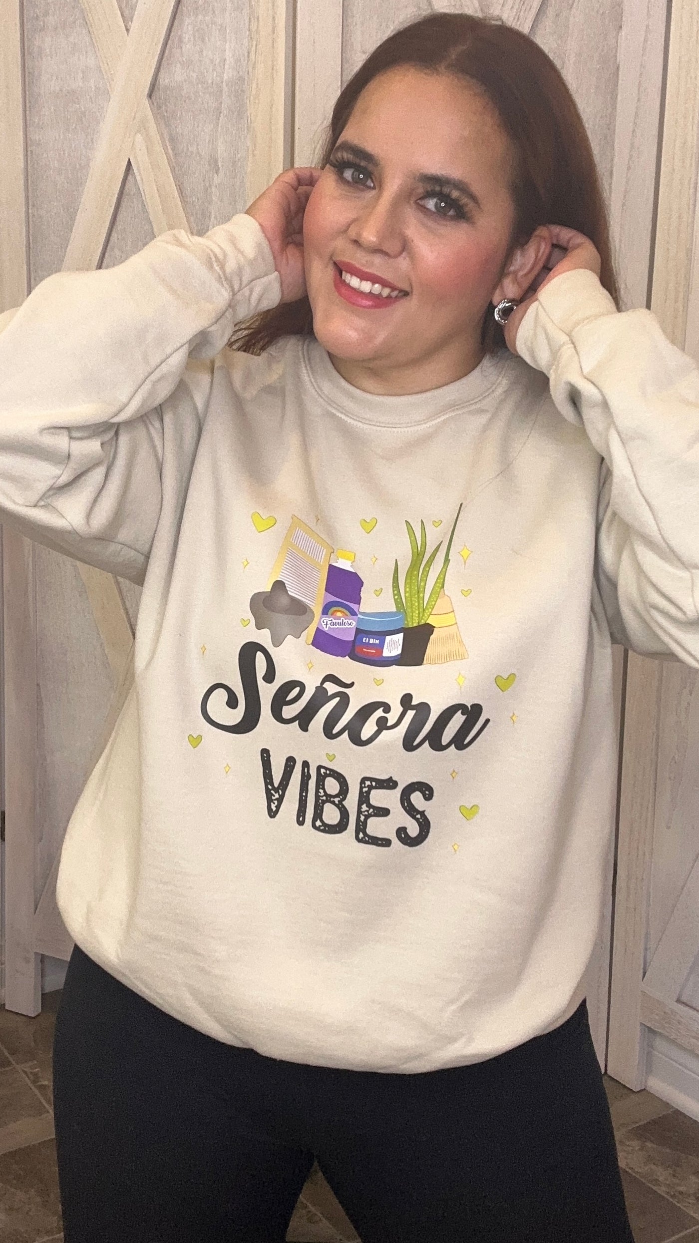 Señora Vibes Crewneck