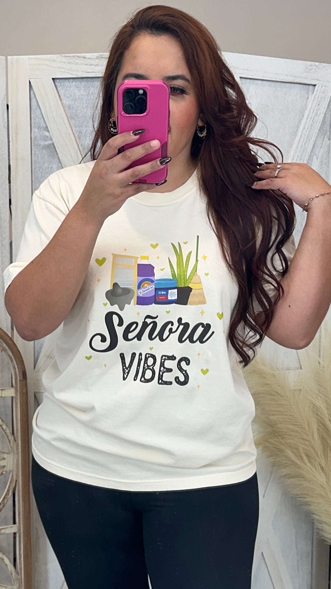 Señora Vibes Tee