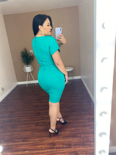 Mia Midi Dress (Kelly Green)