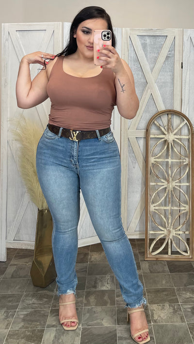 Madelyn Top (Mocha)