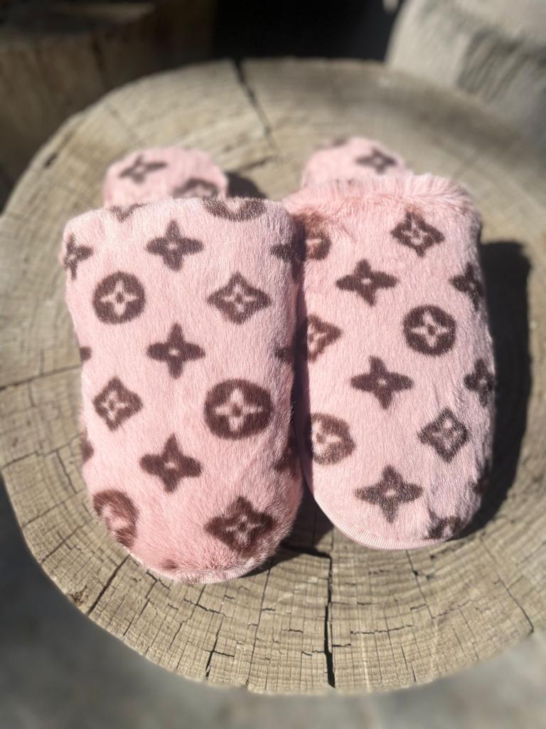 Comfy Slippers (Pink)